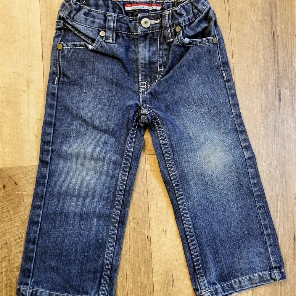 Tommy Hilfiger Size 2T